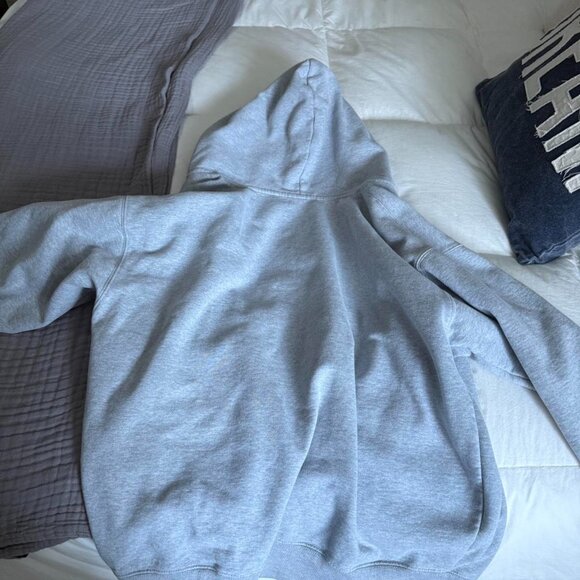 Brandy Melville Women's Grey Hoodie - Picture 3 of 3